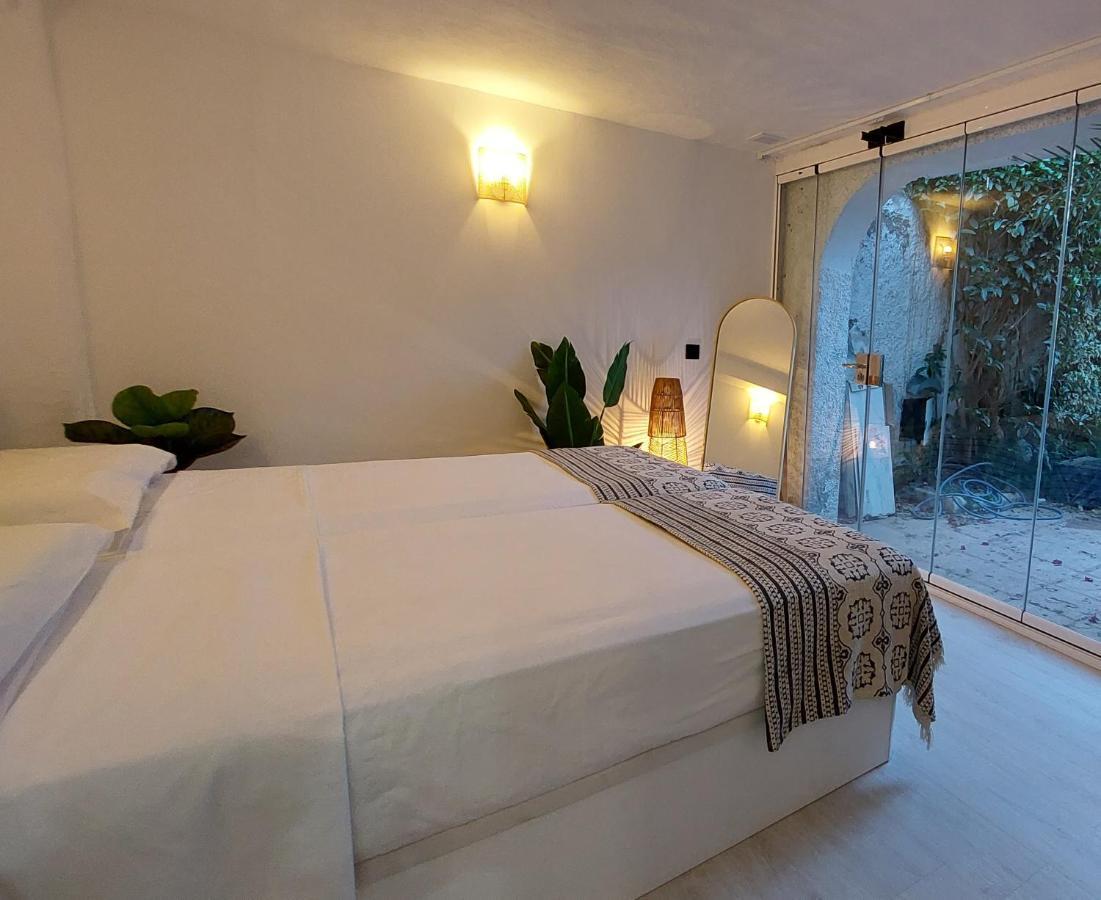 New Boho Home With Balcony, Private Garden And Communal Pool เนร์คา ภายนอก รูปภาพ