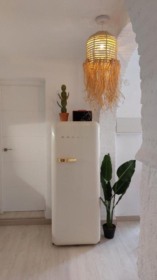New Boho Home With Balcony, Private Garden And Communal Pool เนร์คา ภายนอก รูปภาพ